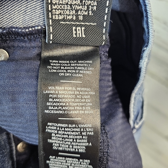 7 For All Mankind The Original Bootcut Jeans Size 31 Everyday Wear Casual Staple - Picture 15 of 16